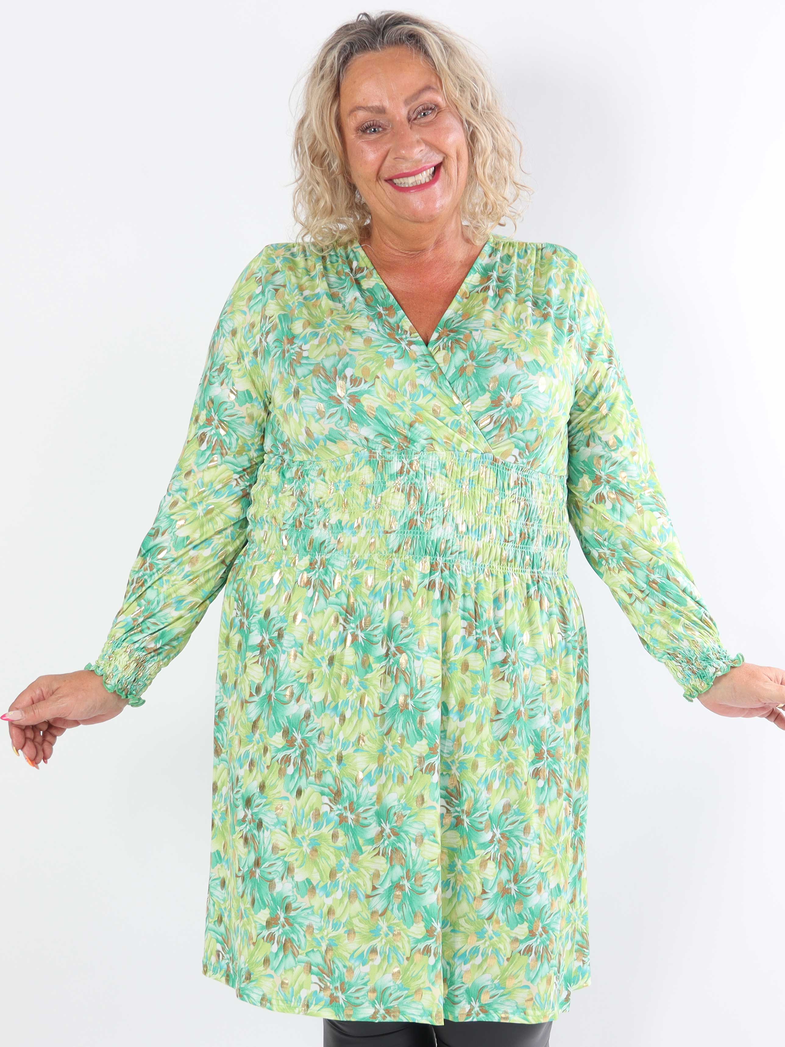 Pams Floral Short L/S - Elastisk plus size kjole med smock i livet
